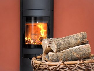 Kaminfeuer im Kaminofen © Marco2811 fotolia.com