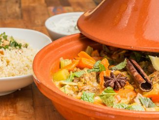 Tajine mit Lamm und Bulgur | Bild: venemama fotolia.com