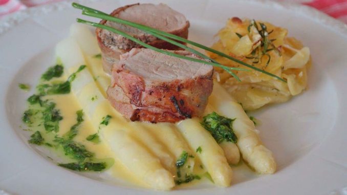 Mahlzeit mit Spargel | Bild: RitaE