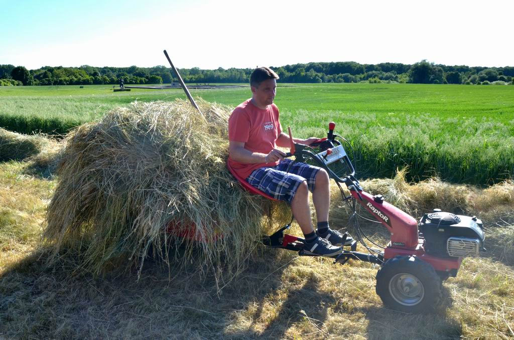 Anbau Kippanhänger ANV-200 für Motoreinachser Raptor