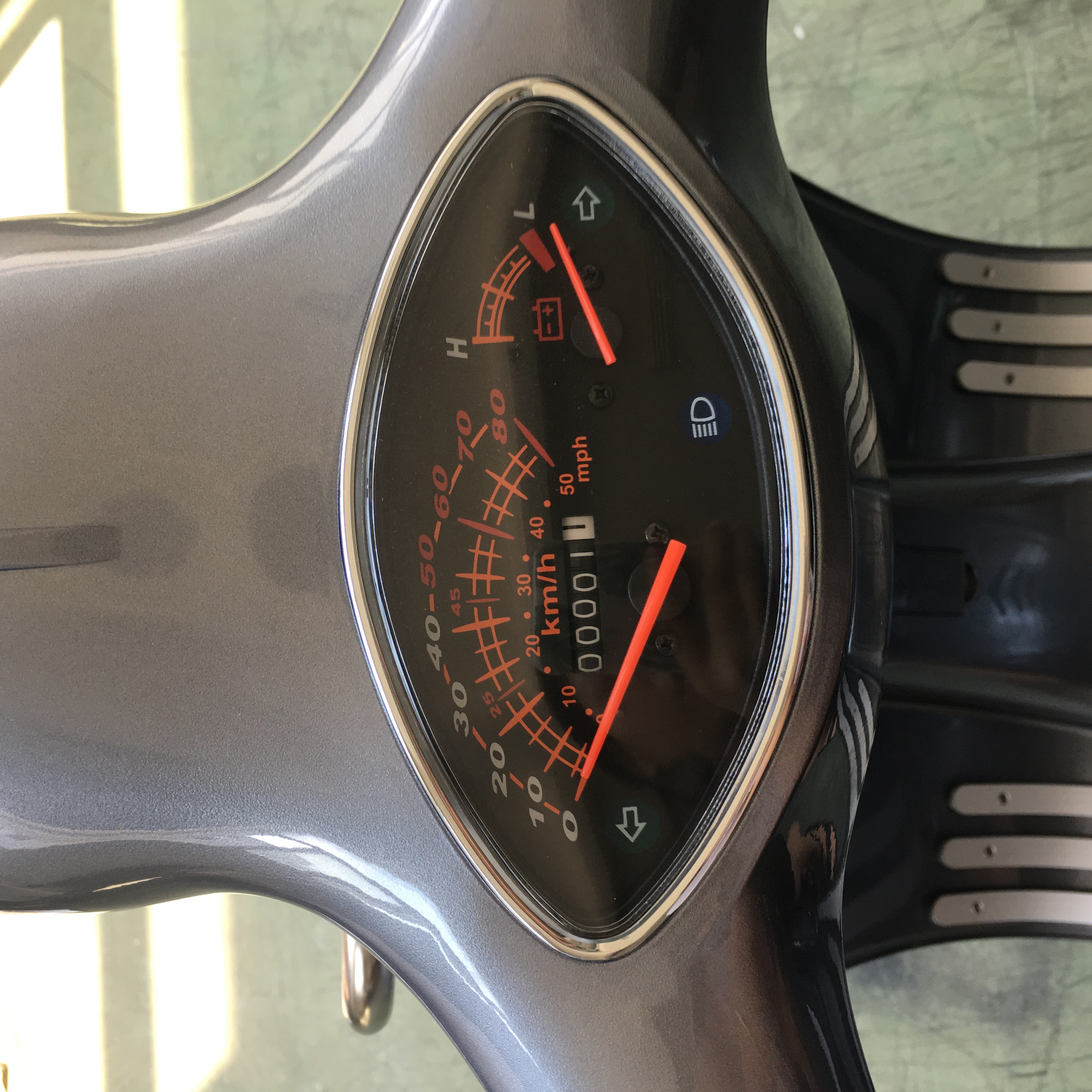 Elektroroller Retro Ginabella - 2000H / E - Motorroller 45Km/h grau