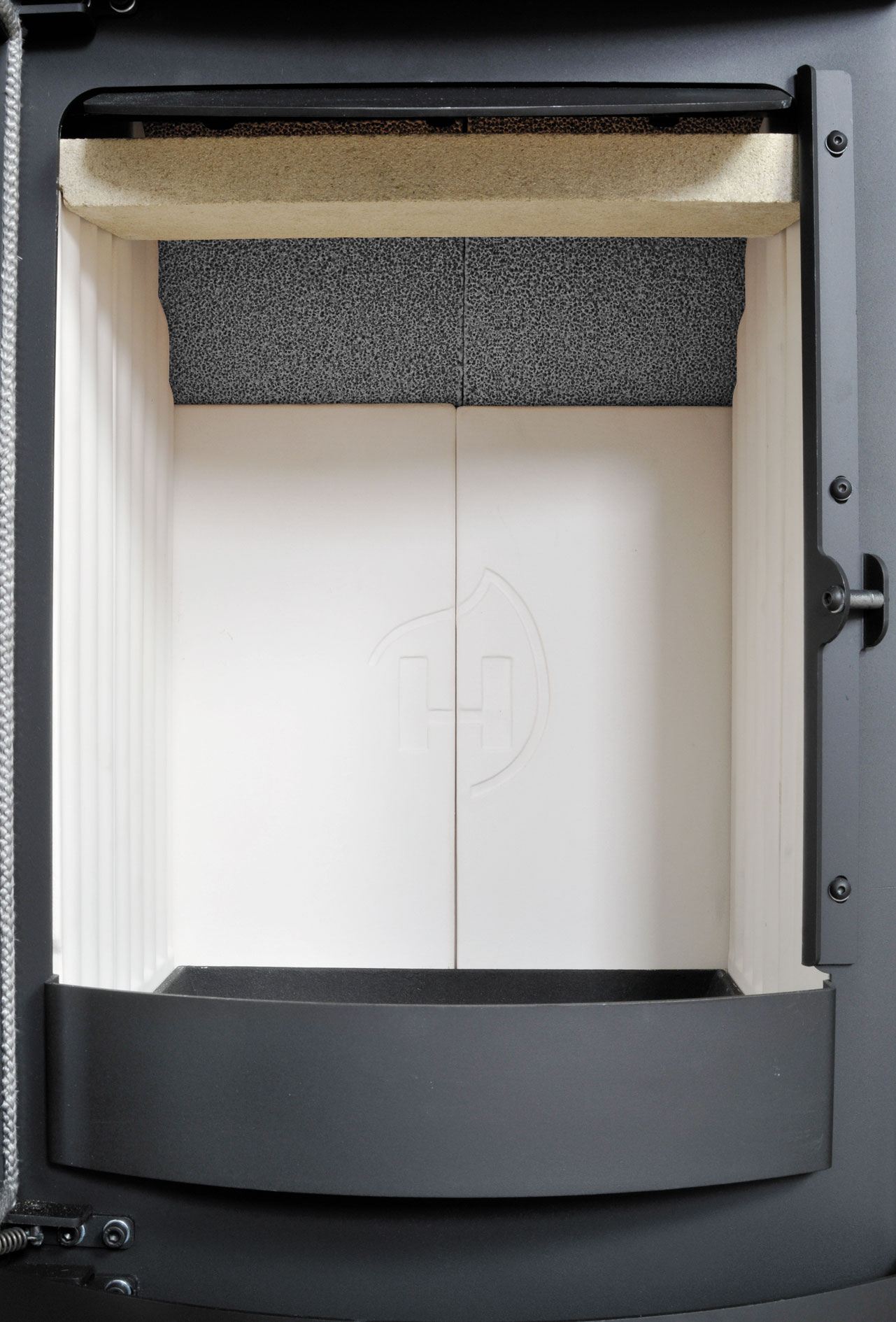 Kaminofen / Dauerbrandofen Hark Keno ECOplus meteorschw. 7kW