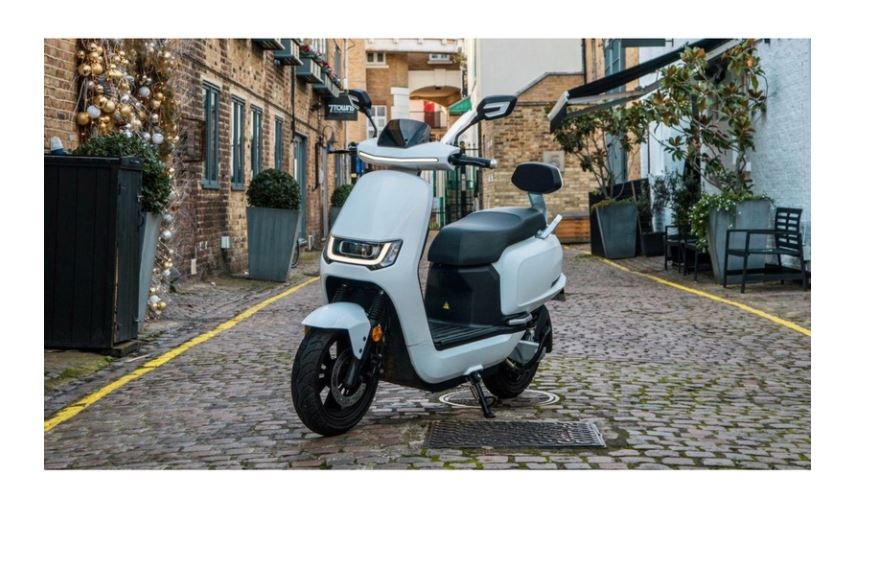 125er Elektroroller 80KM h Speedy 2.0 weiss Motorroller