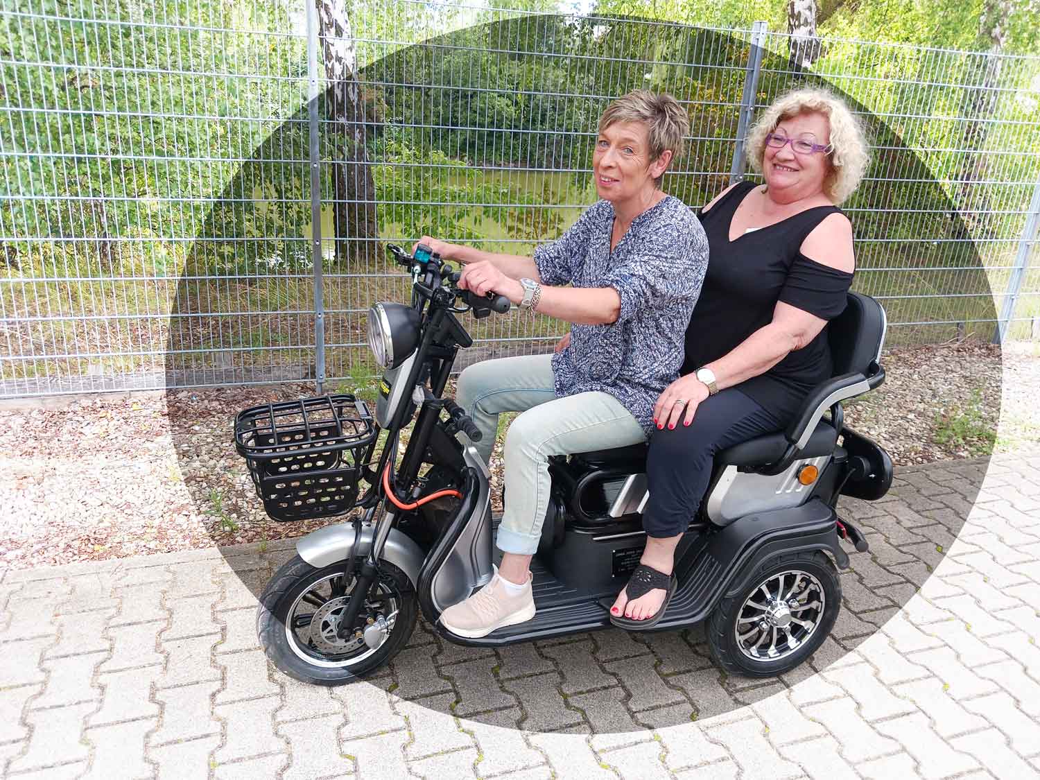 E-Dreirad Vitale TukTuk1 2-Sitzer Seniorenroller Seniorenmobil