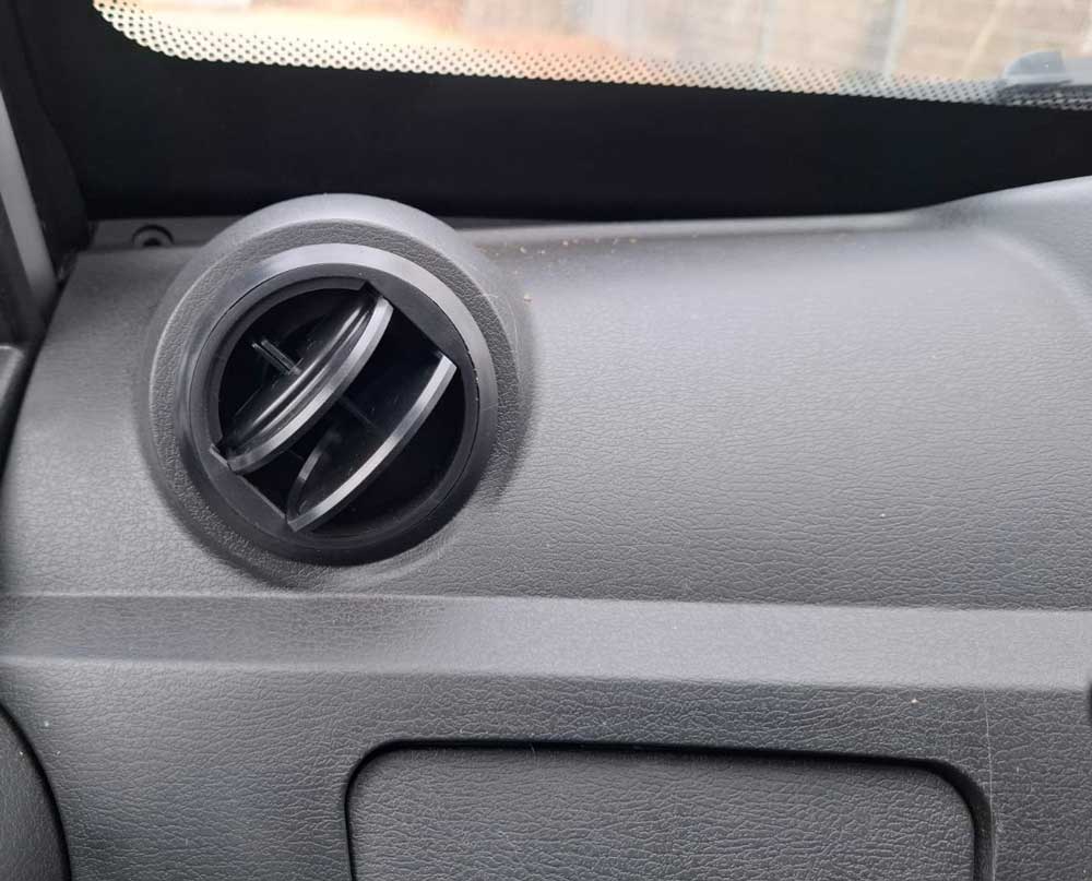 Kabinenroller Vitale Q3 100 / Mopedauto / E Kleinwagen