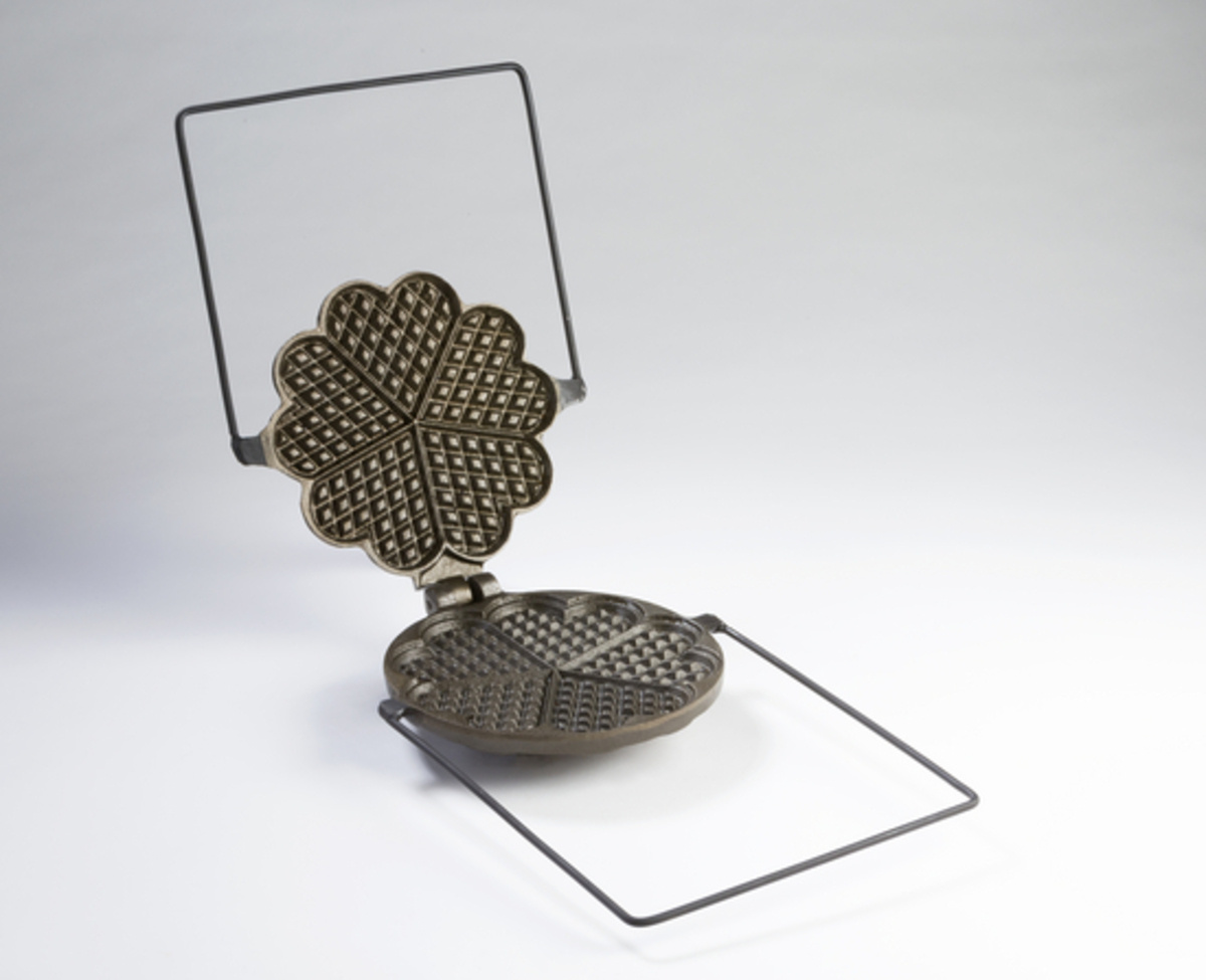 Globe Fire Waffeleisen Ø 17,5 cm aus Gusseisen