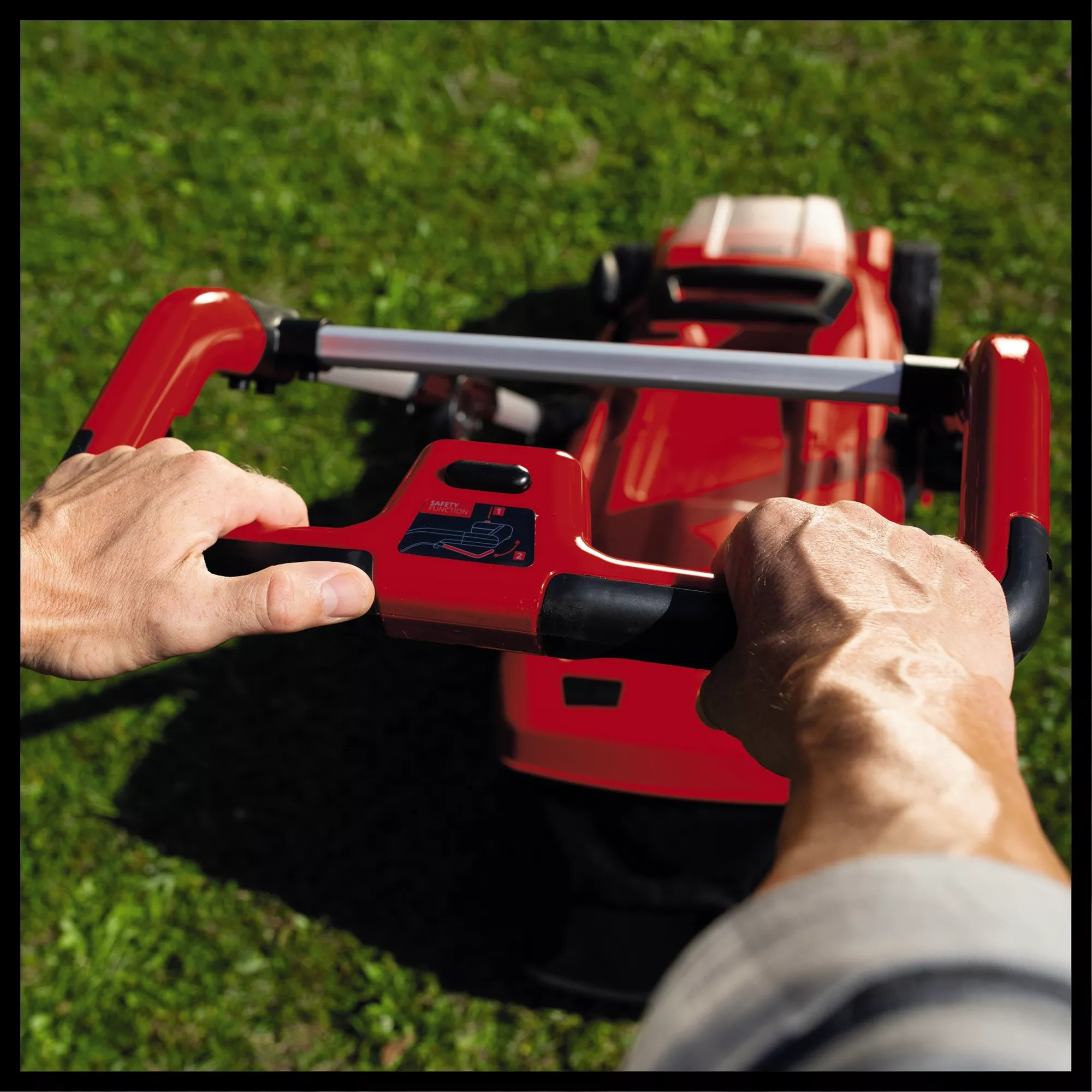 Einhell Akku-Rasenmäher Rasarro 36/36 mit Akku Einhell Akku-Rasenmäher Rasarro 36/36 mit Akku