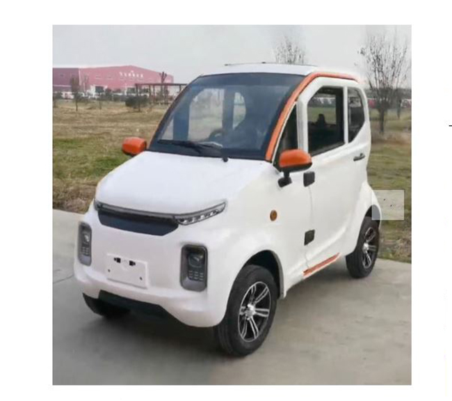 Q7 Mopedauto - Kleinwagen fahrbereit geliefert Q7 Mopedauto - Kleinwagen fahrbereit geliefert