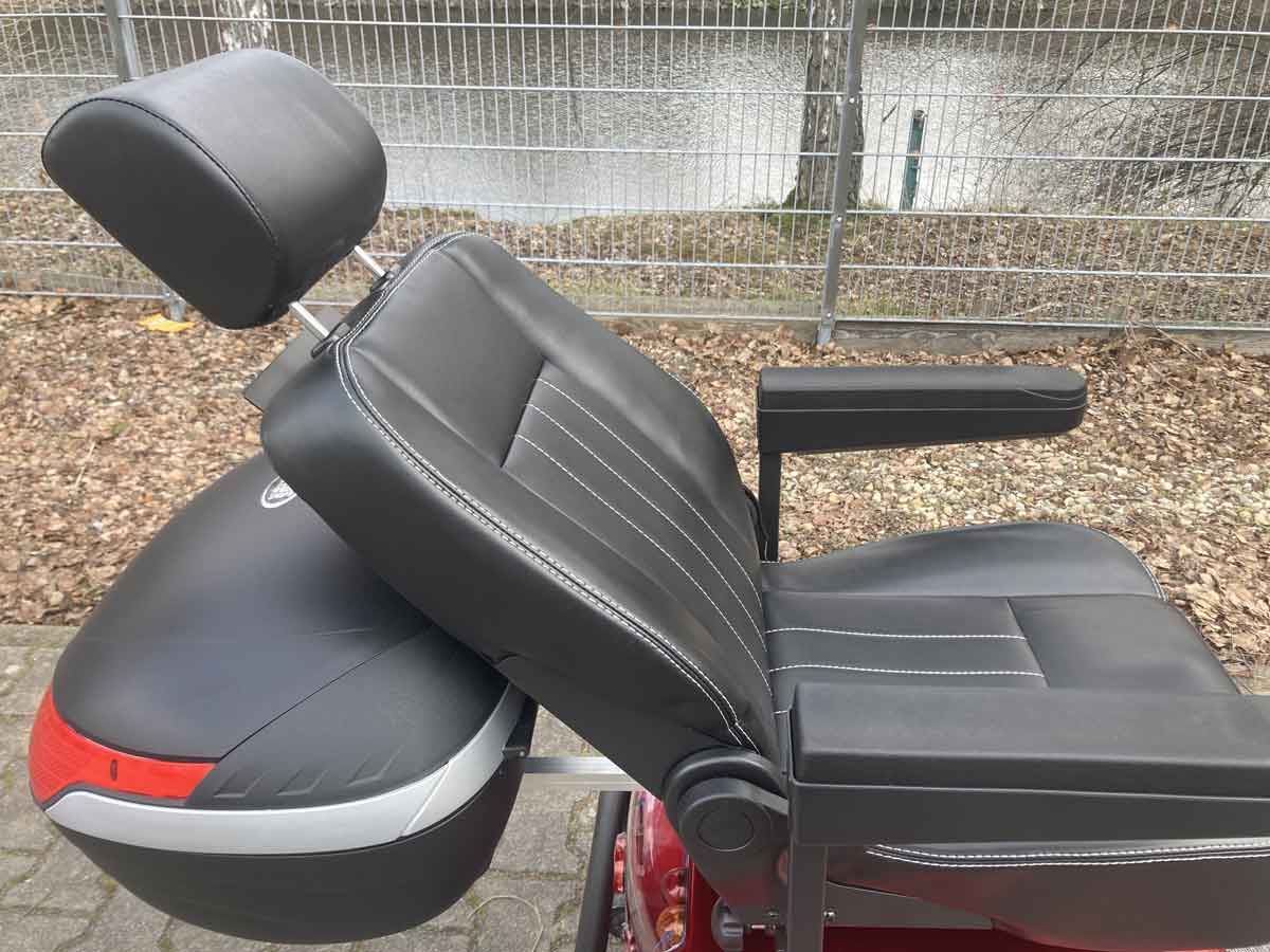 Elektromobil / Krankenfahrstuhl / Seniorenmobil / E Mobil 15KMh