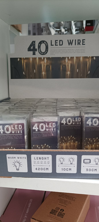 LED Lichterkette mit 40 warm weiße LEDs ca. 3,76 m