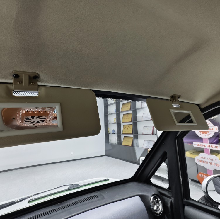 Mopedauto Microcar Vitale X9 2 SITZE Nebeneinander