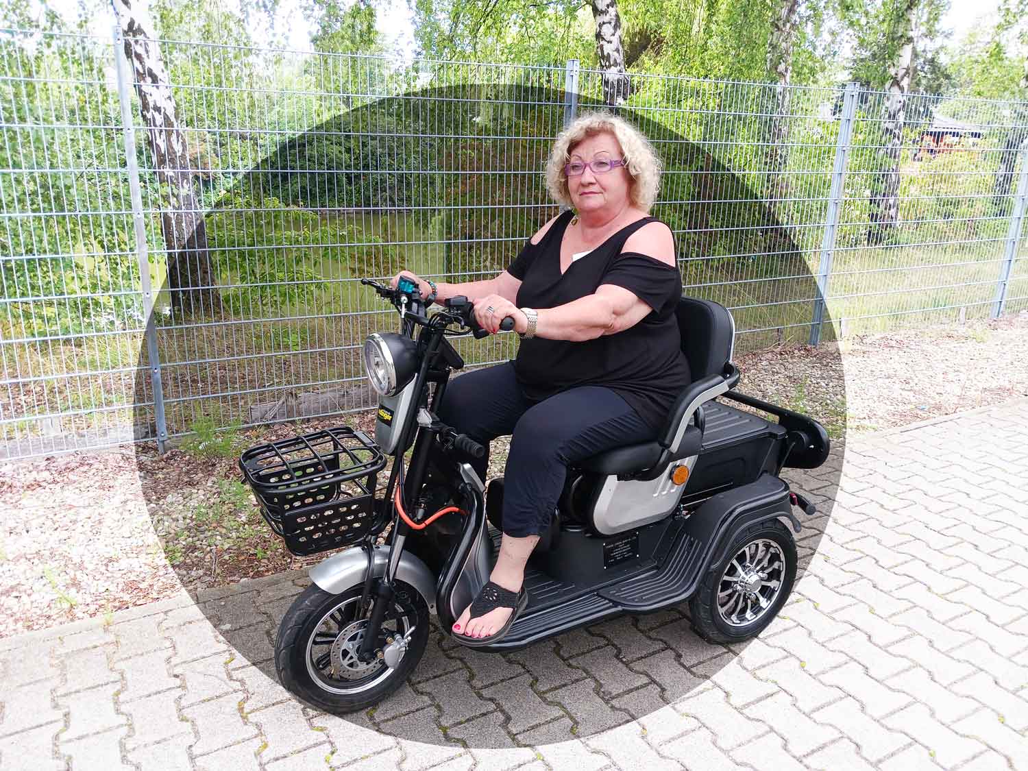 E-Dreirad Vitale TukTuk1 2-Sitzer Seniorenroller Seniorenmobil