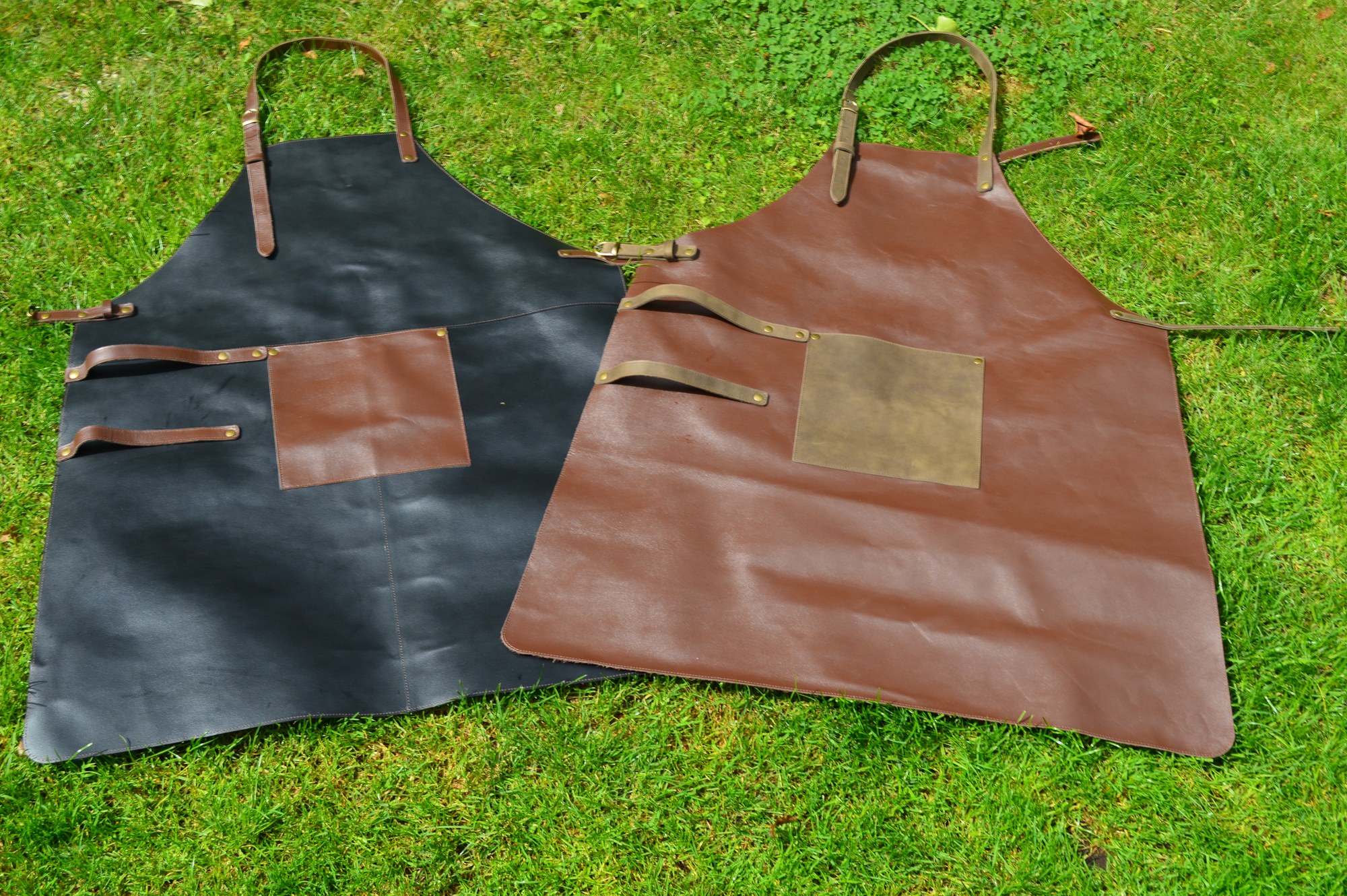 Globe Fire Leder-Grillschürze schwarz, Unisex, verstellbar