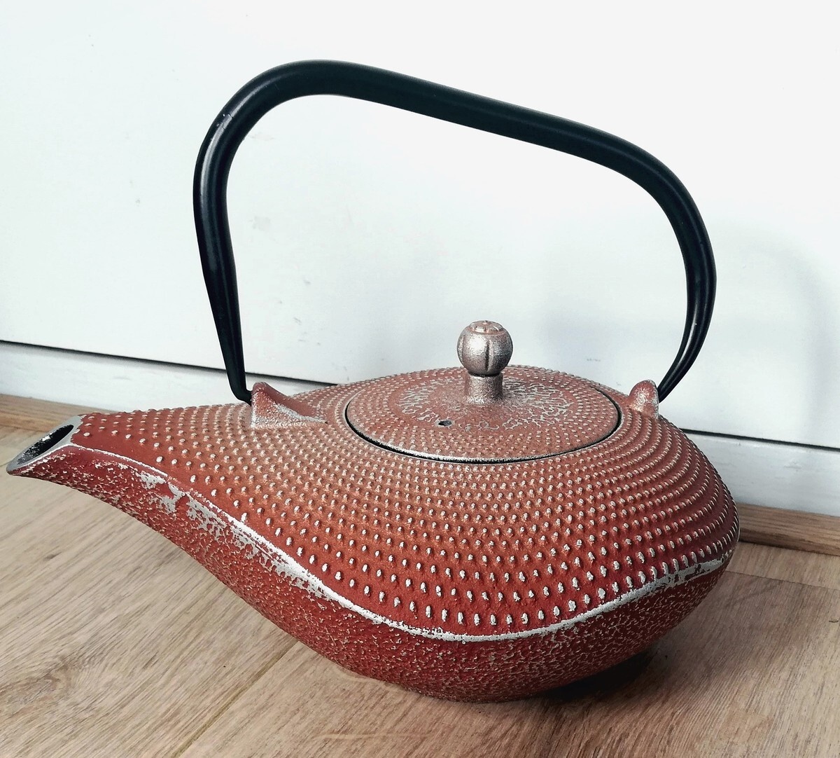 Globe Fire Flusso Tee-/Wasserkessel Gusseisen 1 Liter braun-silber