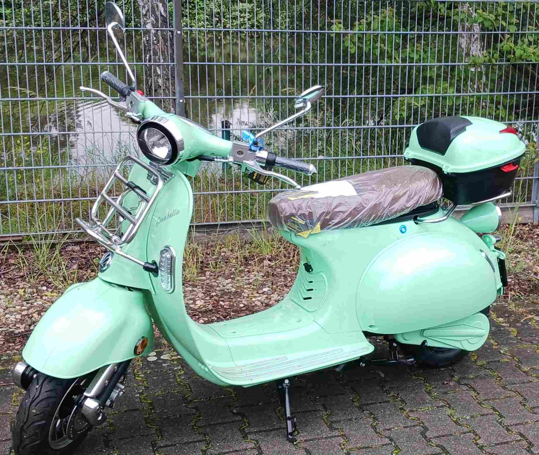 E Roller Ginabella 72 Retro 45 Km h Elektroroller mint