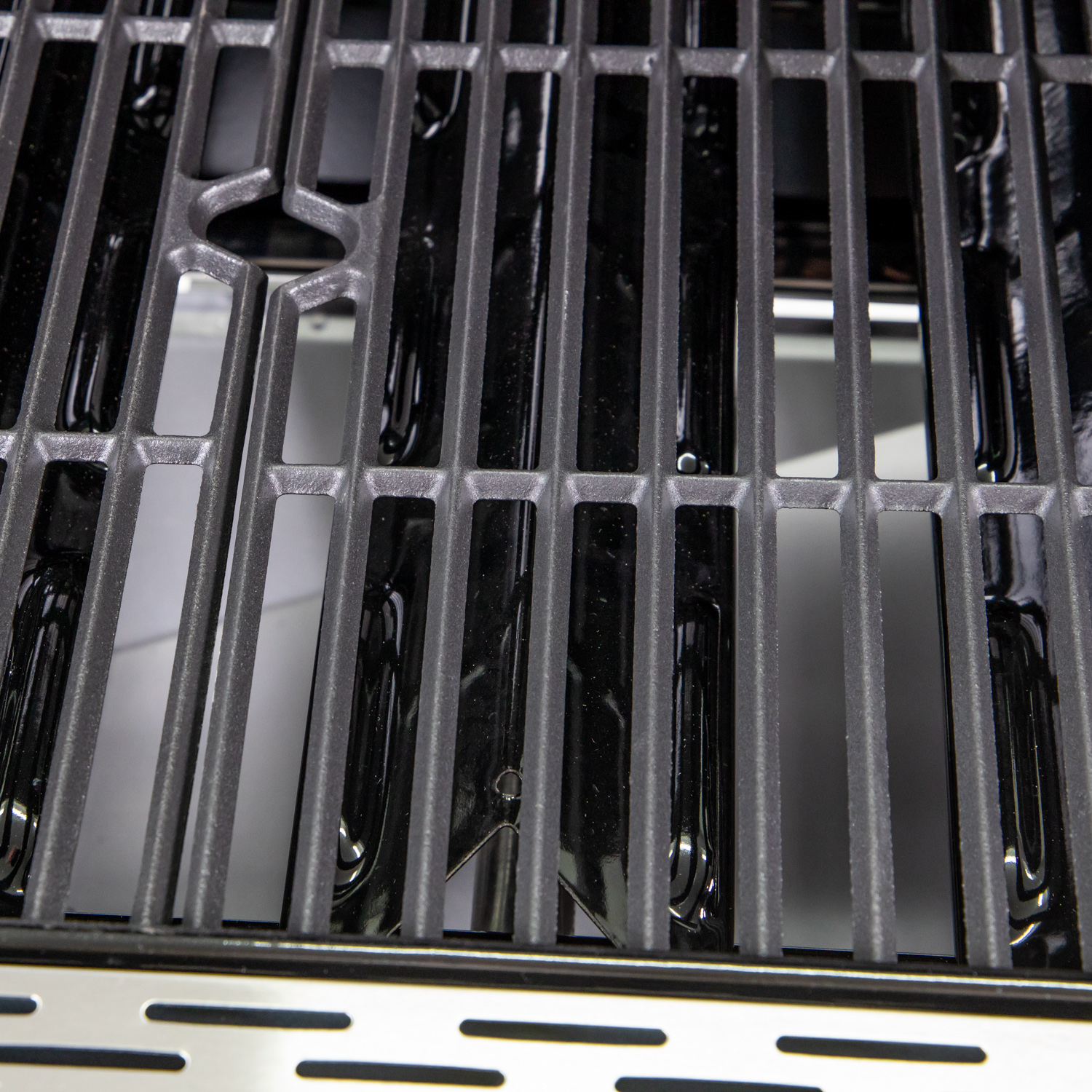 Gasgrill Grillküche Rhön 4 Brenner und Seitenbrenner Gasgrill Grillküche Rhön 4 Brenner und Seitenbrenner