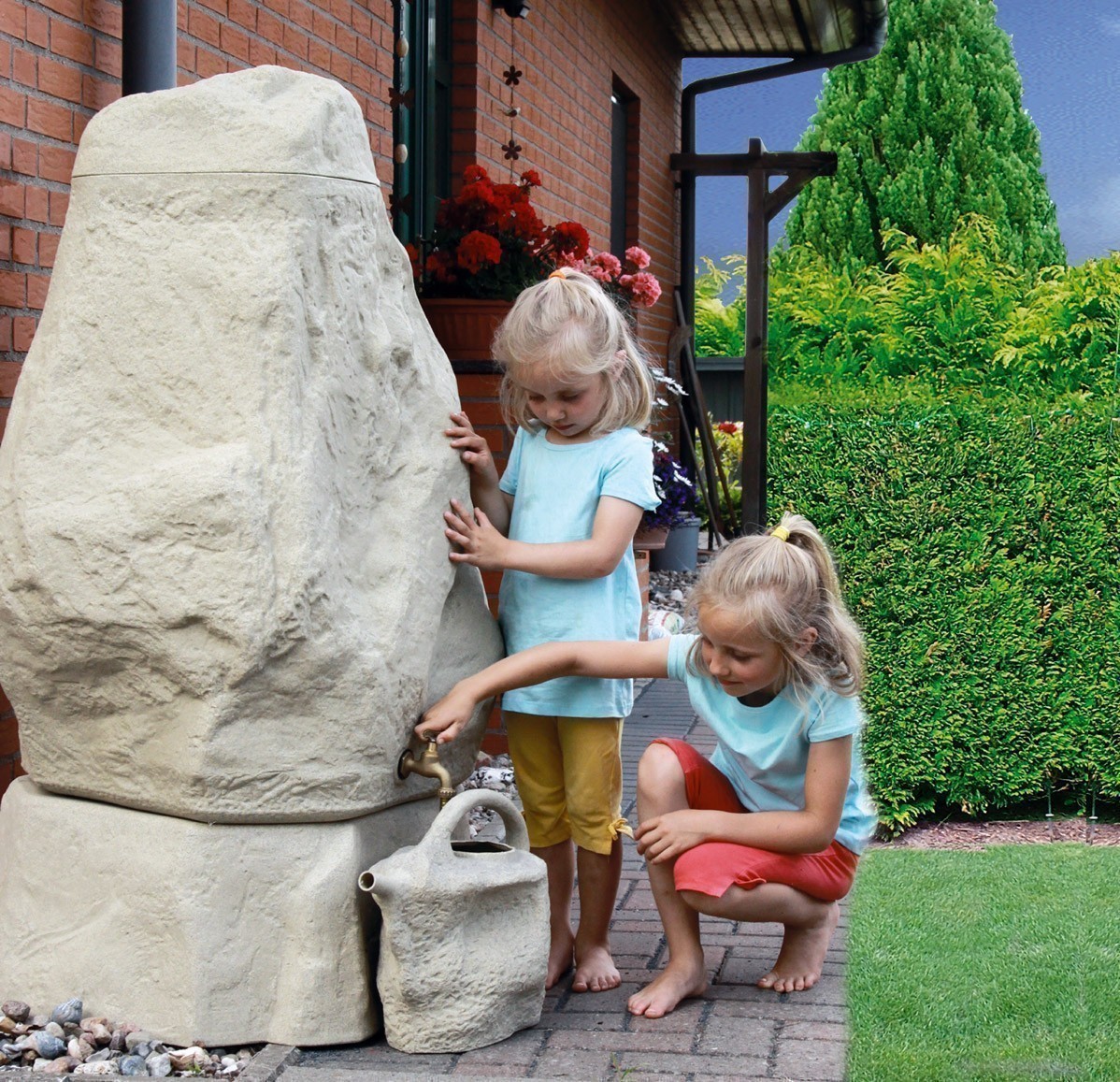 GreenLife Sockel zu Regentonne Hinkelstein Höhe 30 cm sand