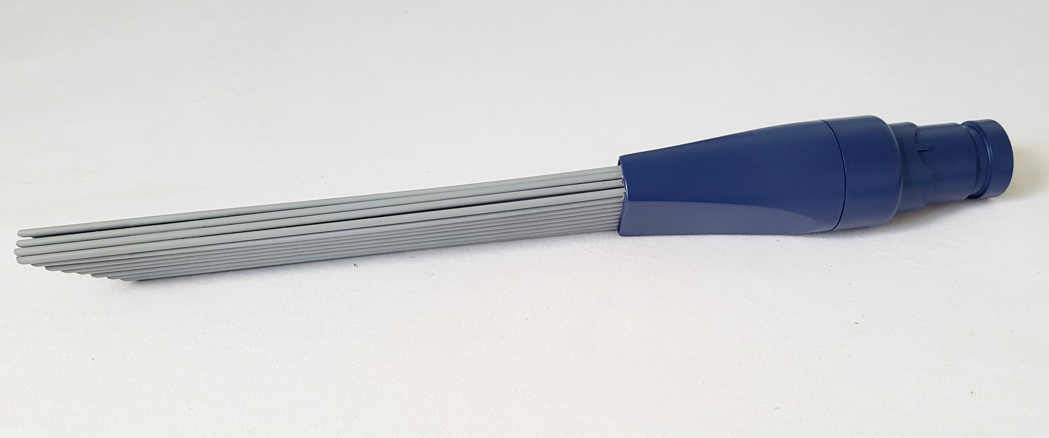 Dusty-Brush Staubsauger Adapter für Dyson V8 Bodenstaubsauger