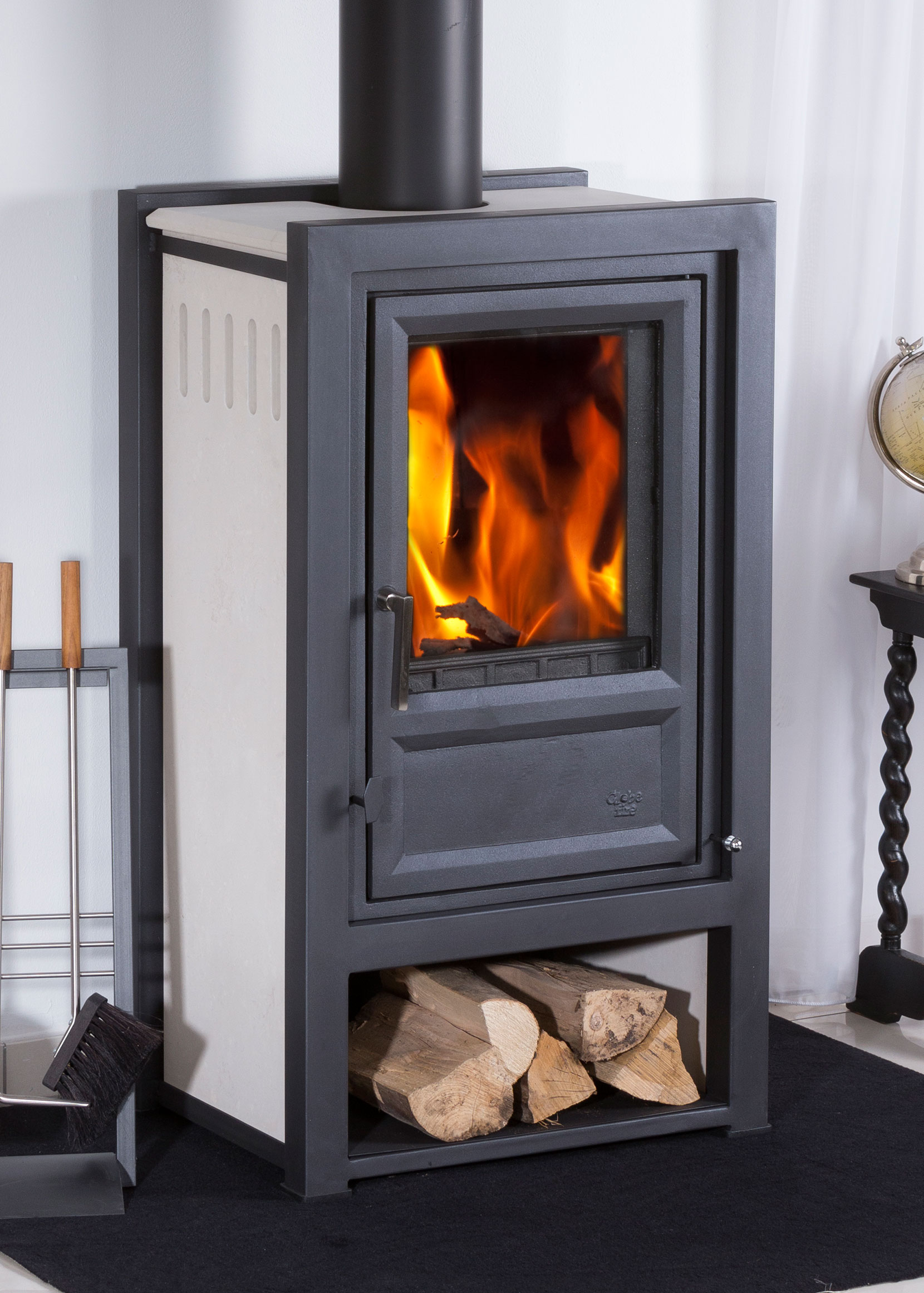 Kaminofen Globe-fire Luna II L raumluftunabhängig Guss cremeweiß 7,9kW
