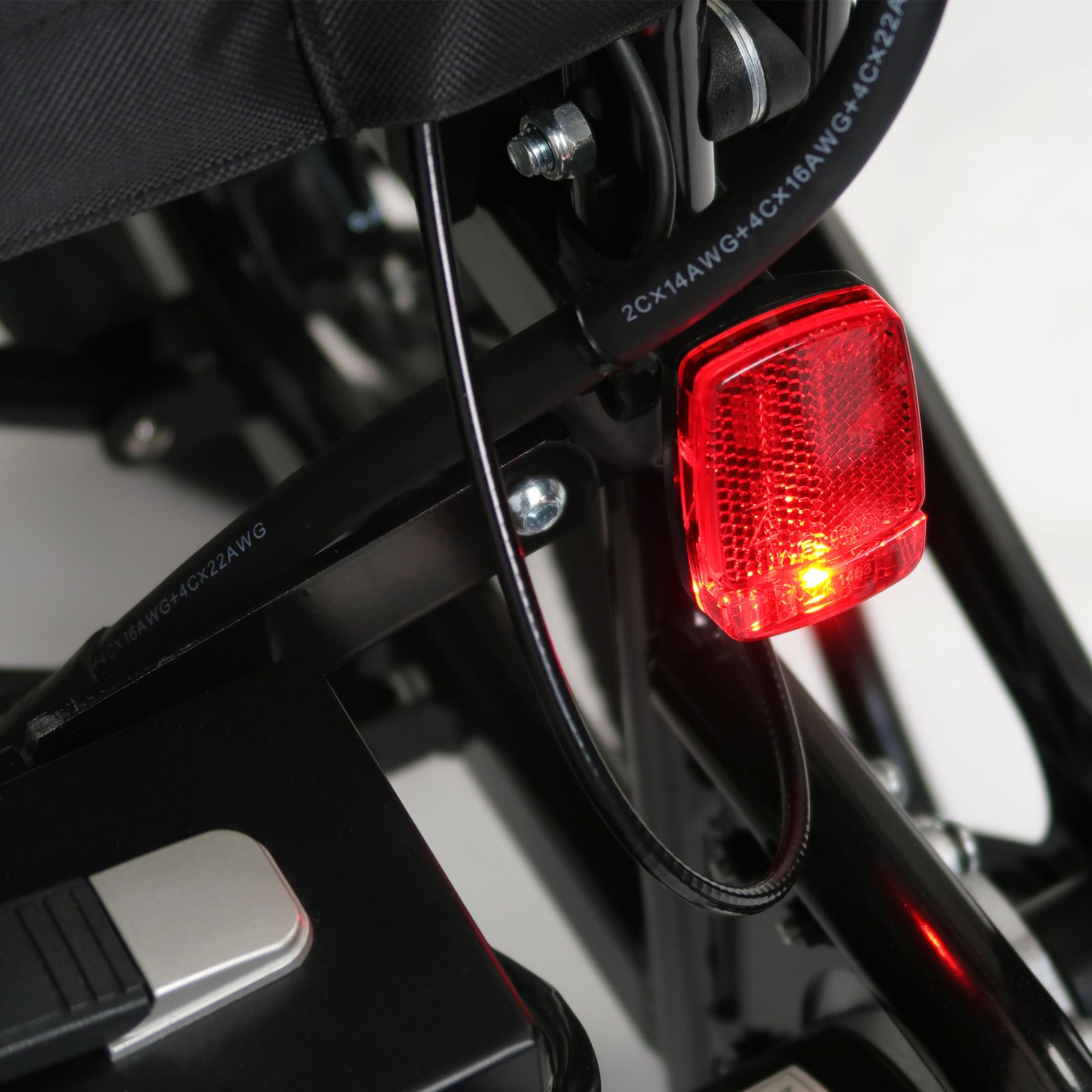 Rolektro ERS-6 E-Rollstuhl Kombi mit Schiebehilfe