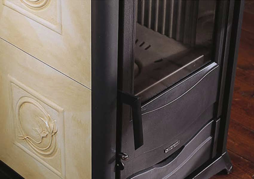 Kaminofen La Nordica Rossella Plus Forno raumluftun liberty borde. 8kW