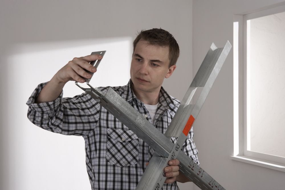 Knauf Türpfostensteckwinkel 100 mm für CW-/UA-Profilen