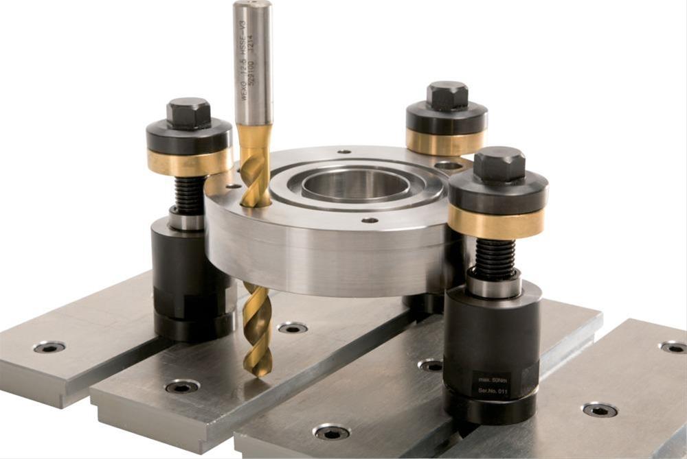 Spannschraube 65-87mm Tschorn