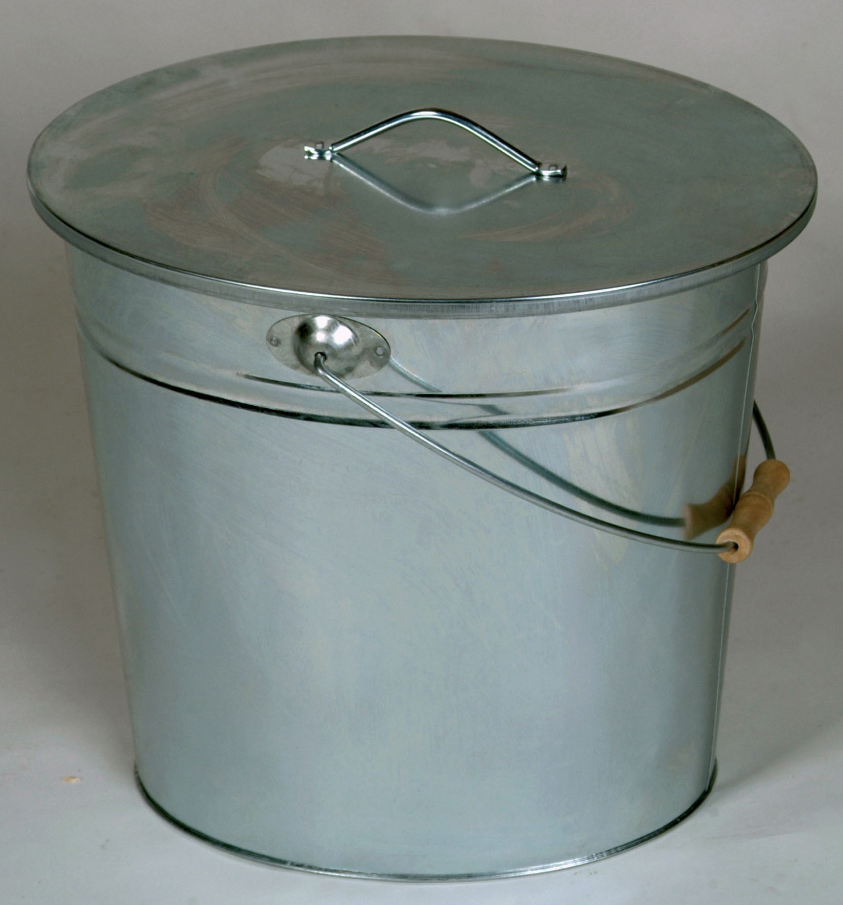 Asche Eimer Lienbacher oval verzinkt mit Deckel 35x40x28cm