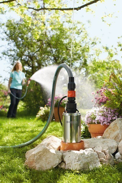 GARDENA Tiefbrunnenpumpe 5500/5 inox 01489-20