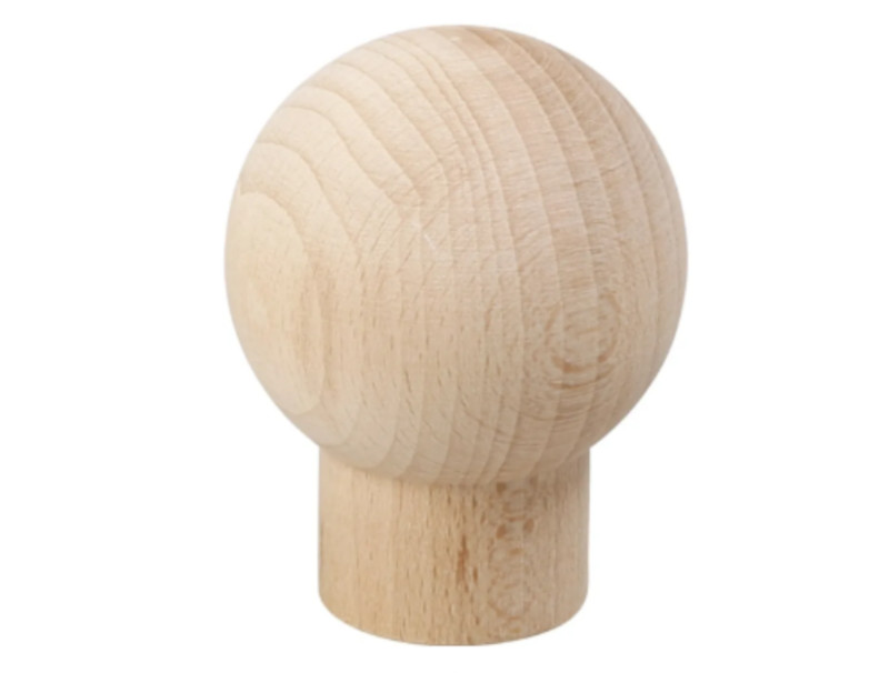 Türknauf aus unbeschichtetem Holz bei