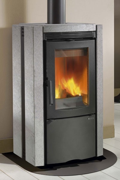 Kaminofen La Nordica Ester raumluftunabhängig Naturstein 7,5kW