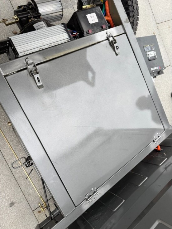 Tuk-Tuk Cargo Kabine geschlossen 25kmh / 45kmh