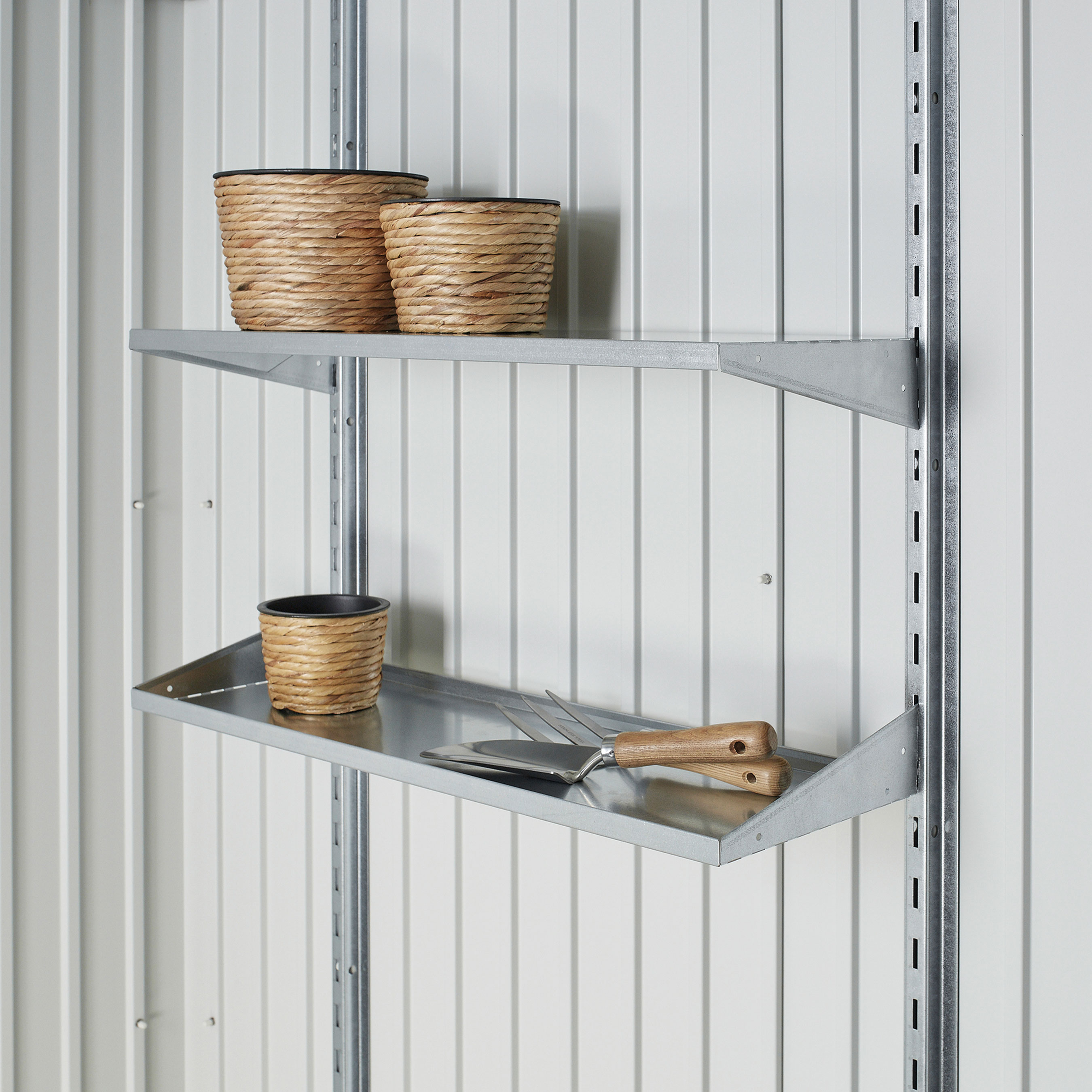 Biohort Geräteschrank 230 silber-metallic 227x83x182,5cm Biohort Geräteschrank 230 silber-metallic 227x83x182,5cm