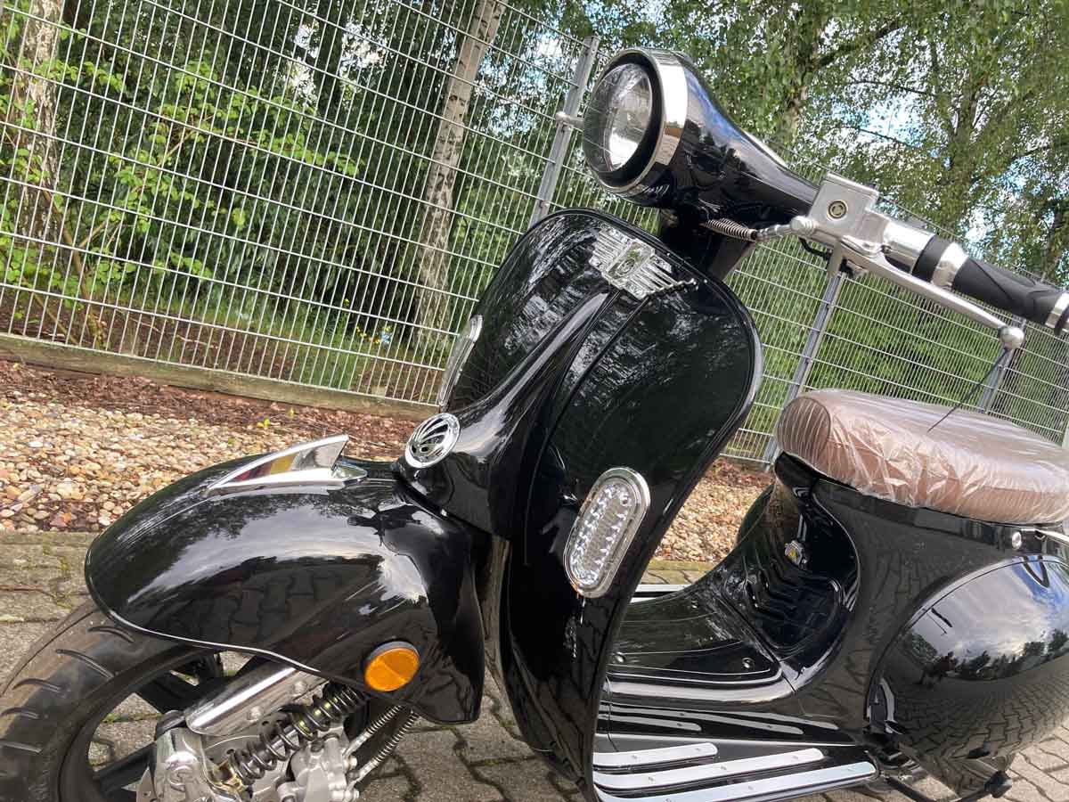 Ginabella Elektroroller 80Kmh E-Roller Retro Classic schwarz
