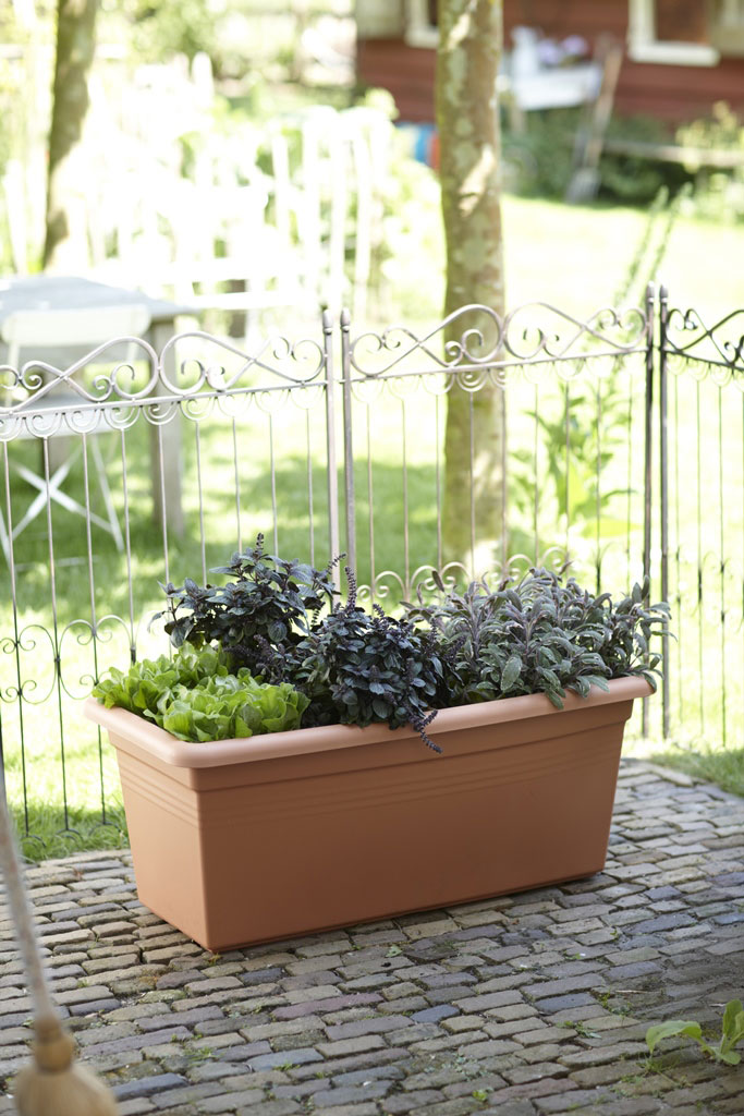 Blumenkasten / Pflanzkasten elho Green Basics Garden XXL 100cm tonrot