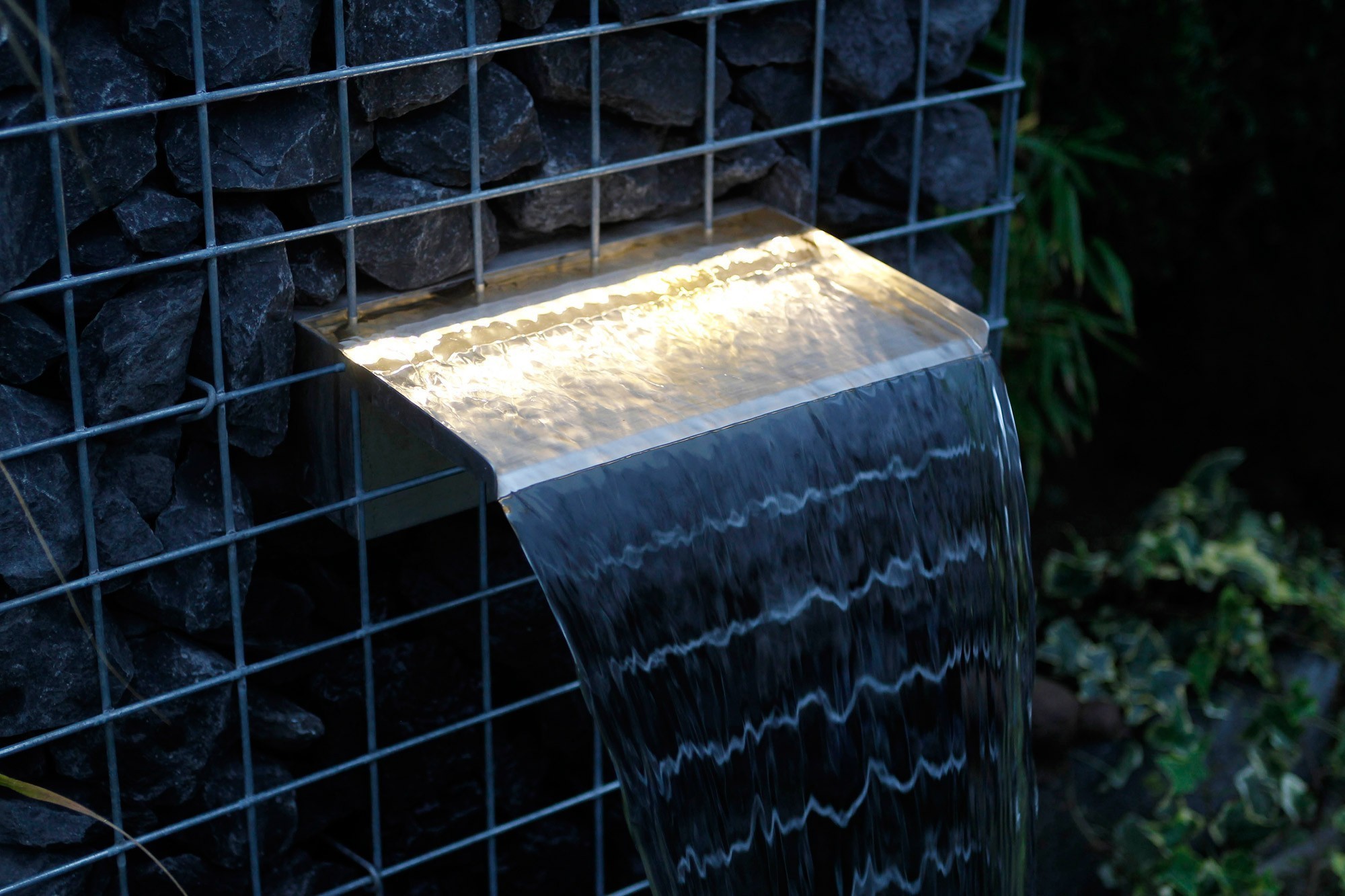 Ubbink Design Wasserfall Element Niagara LED Wall 60cm Edelstahl