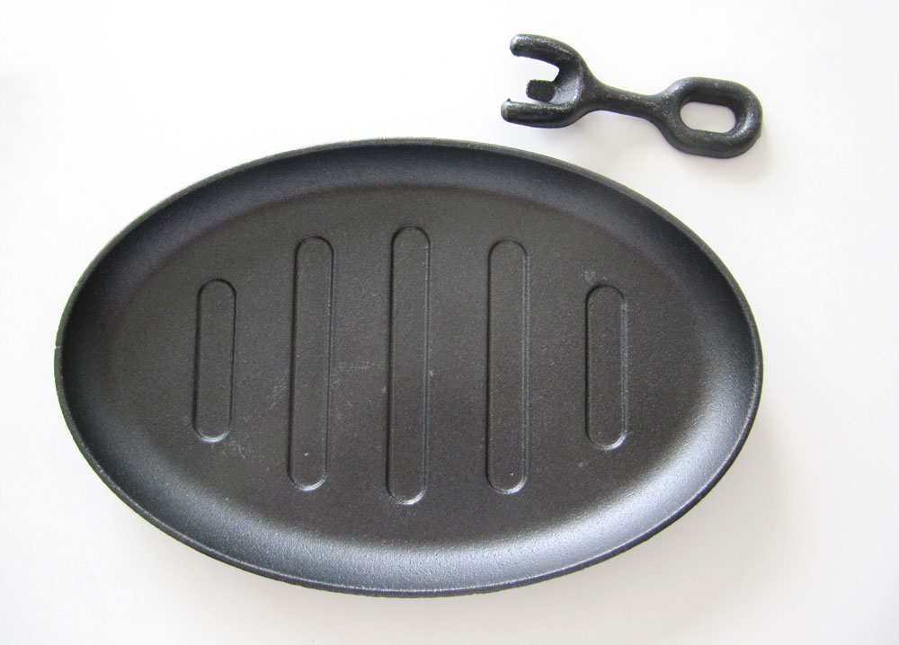 Ovale Guss-Grillpfanne (26x17 cm)