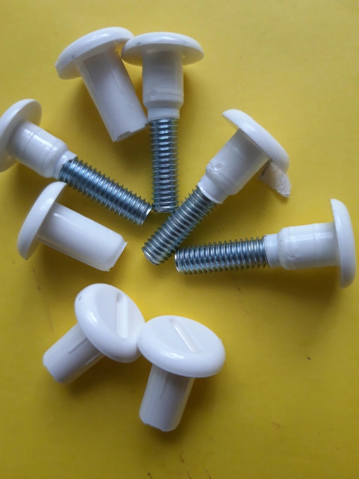 Metafranc Verbindungsschraube M6 x 29 - 36 mm weiß